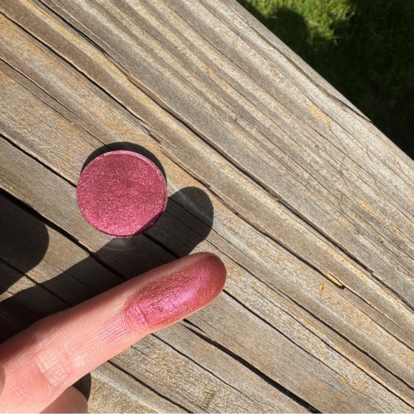 Copacetic Cosmetics Akiko Metallic Shadow - Picture 15 of 15